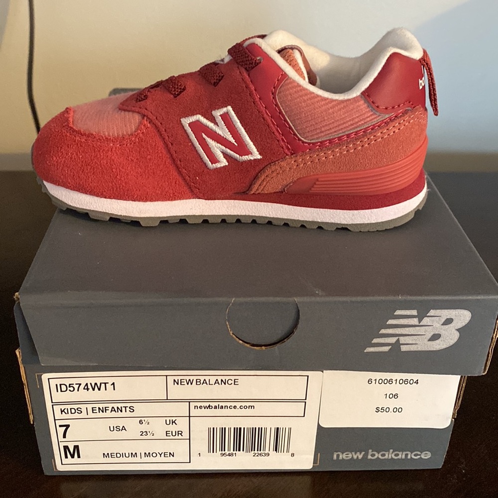 Toddler’s New Balance - Picture 4 of 4